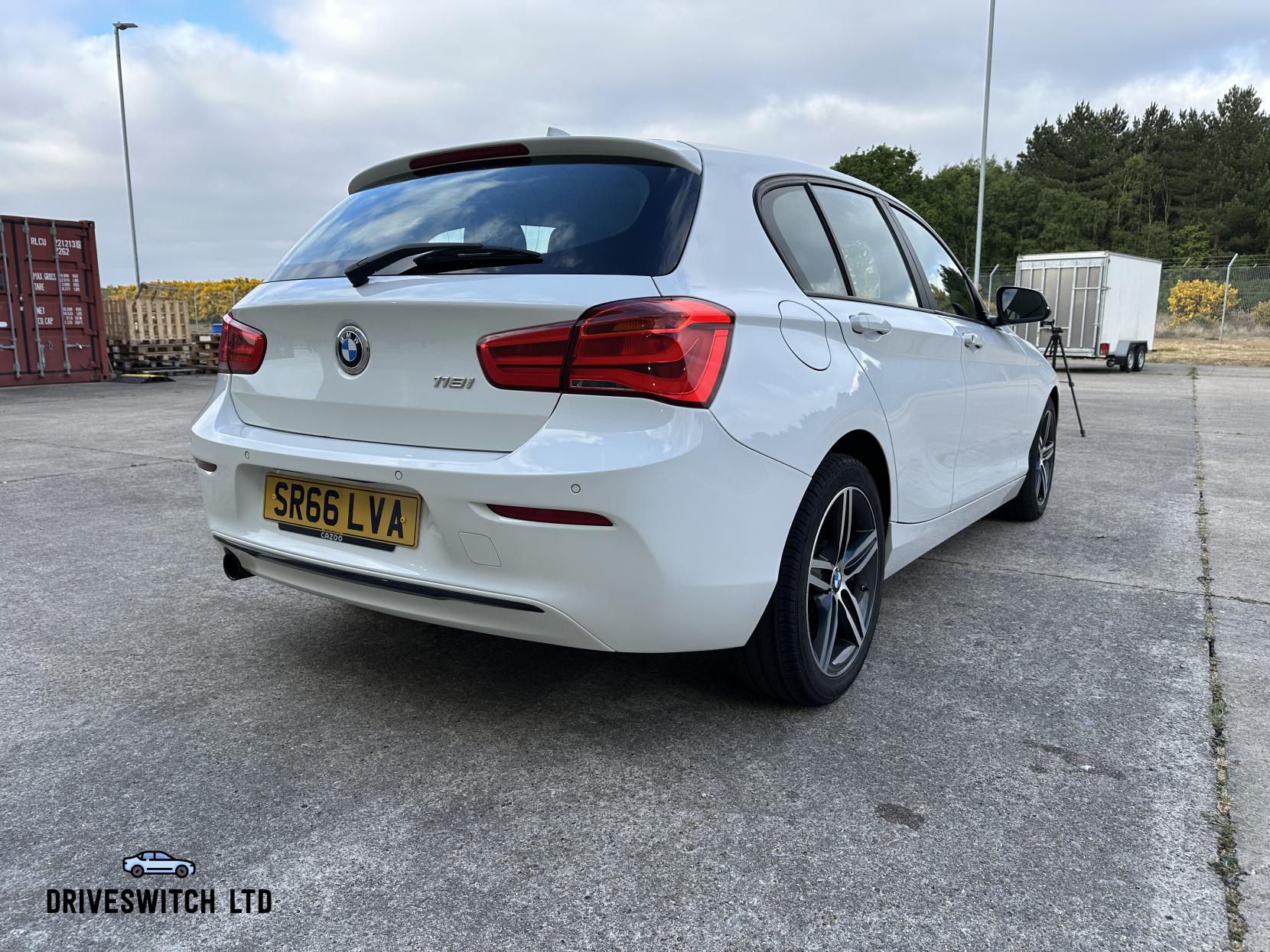 BMW 1 Series 1.5 118i Sport Hatchback 5dr Petrol Manual Euro 6 (s/s) (136 ps)