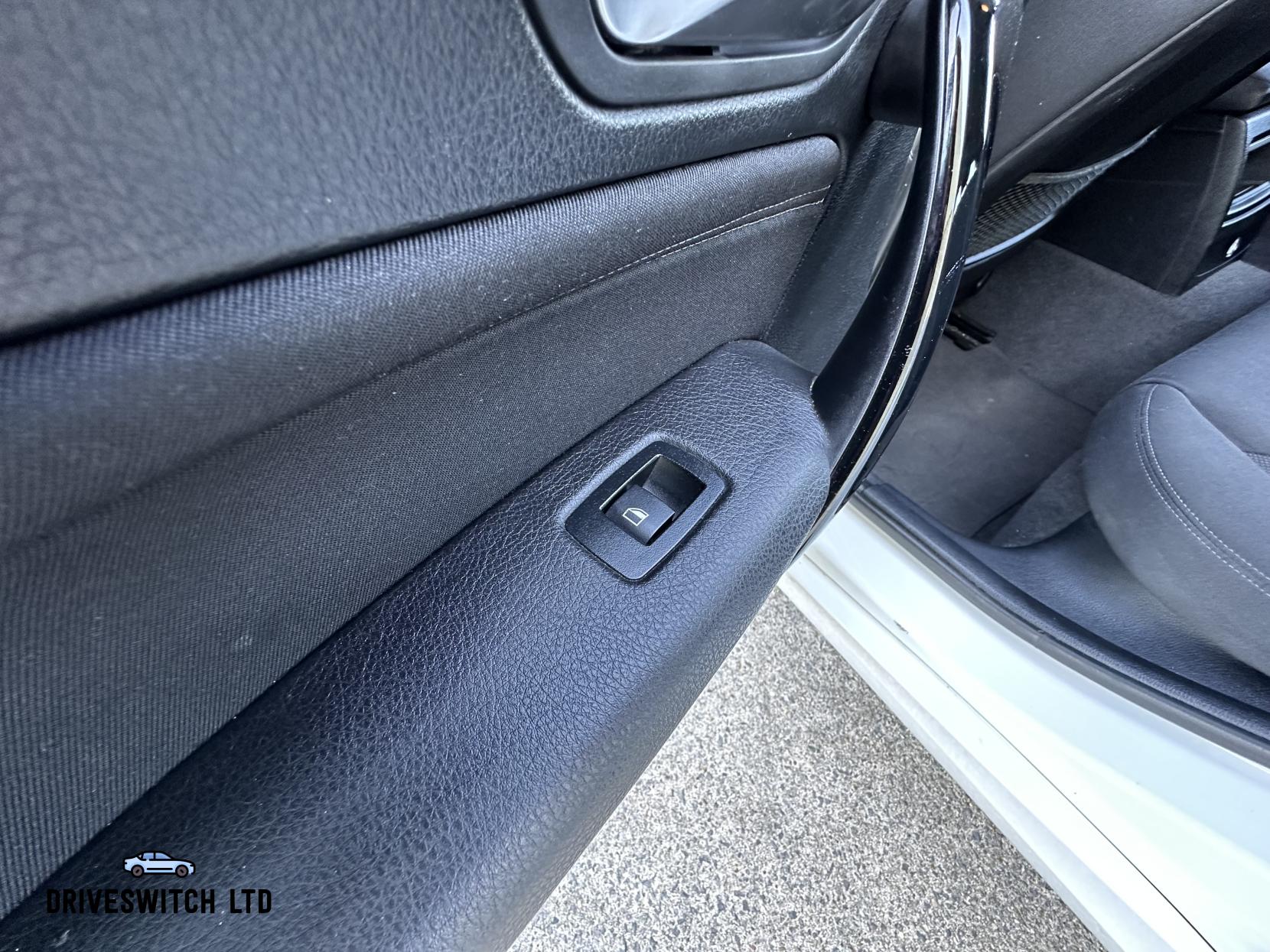 BMW 1 Series 1.5 118i Sport Hatchback 5dr Petrol Manual Euro 6 (s/s) (136 ps)