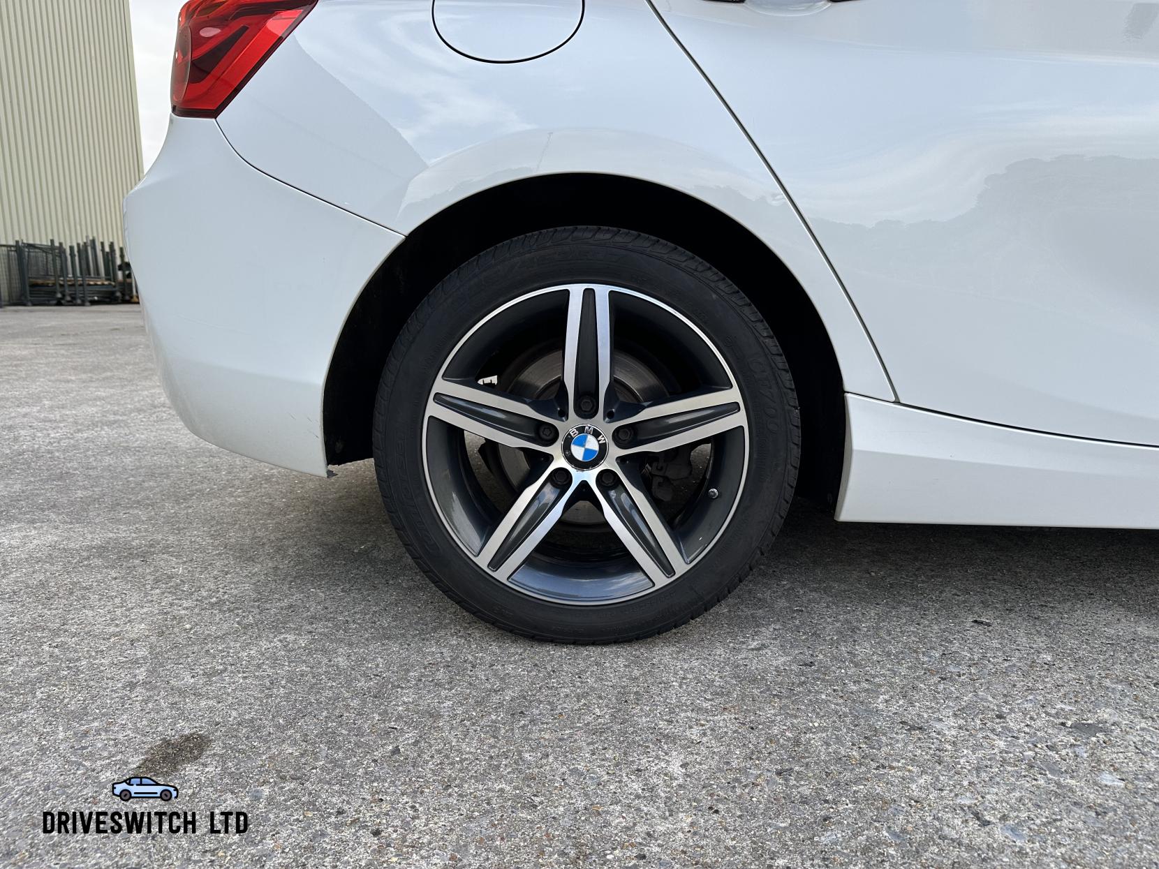 BMW 1 Series 1.5 118i Sport Hatchback 5dr Petrol Manual Euro 6 (s/s) (136 ps)