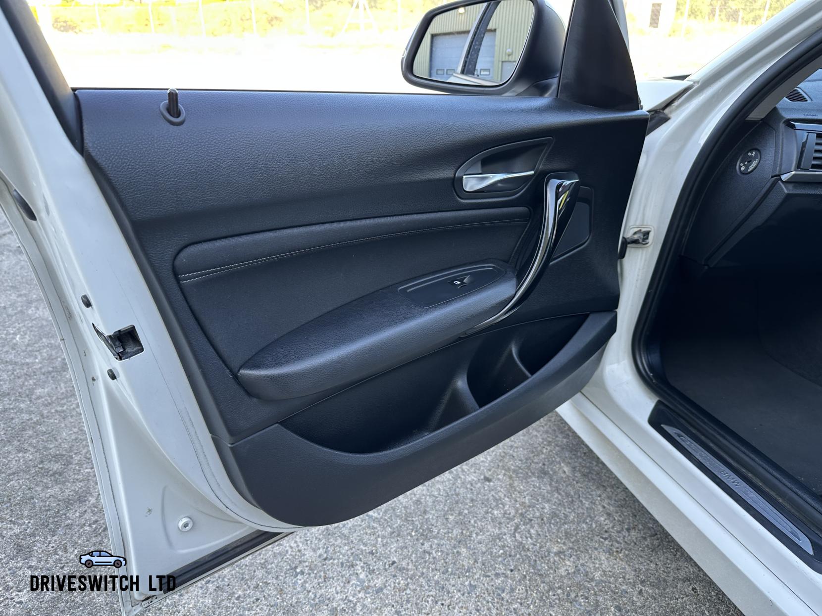 BMW 1 Series 1.5 118i Sport Hatchback 5dr Petrol Manual Euro 6 (s/s) (136 ps)