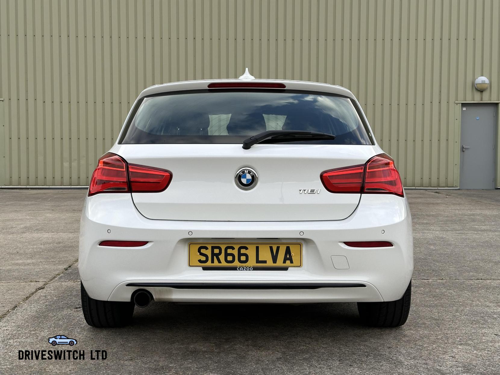 BMW 1 Series 1.5 118i Sport Hatchback 5dr Petrol Manual Euro 6 (s/s) (136 ps)