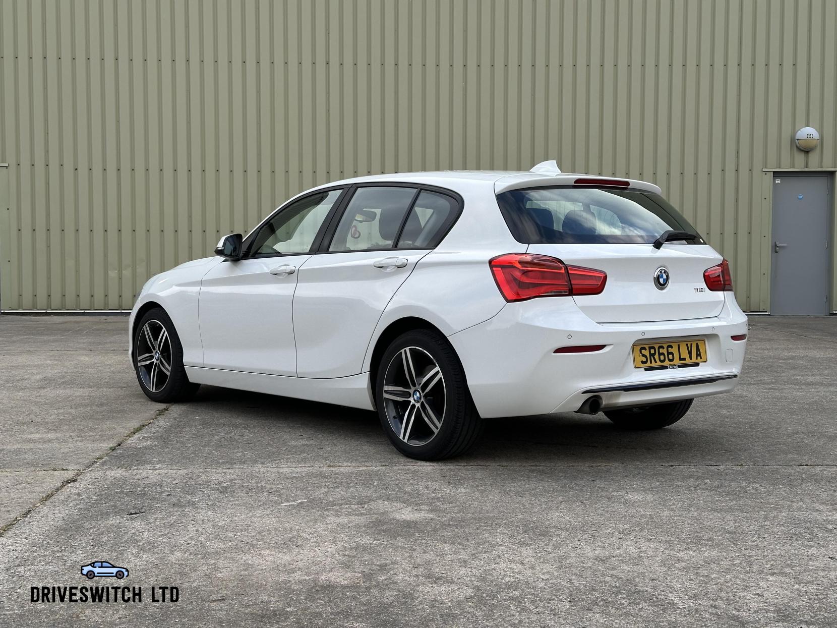 BMW 1 Series 1.5 118i Sport Hatchback 5dr Petrol Manual Euro 6 (s/s) (136 ps)